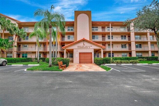 Building Photo - 1200 SW 125th Ave
