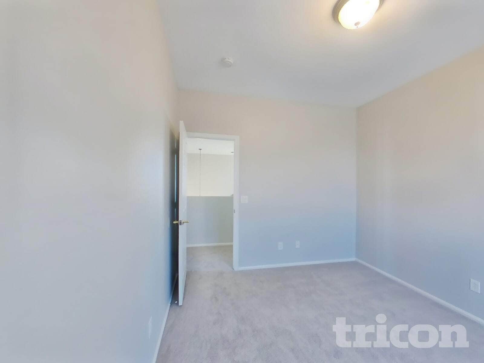 Building Photo - 3227 W White Canyon Rd