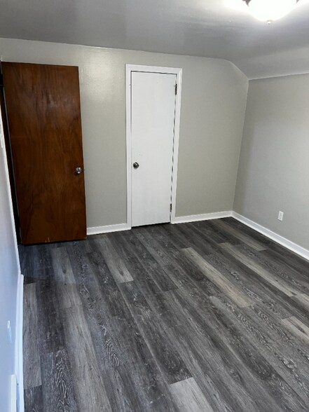 Building Photo - 313 Orchard Dr