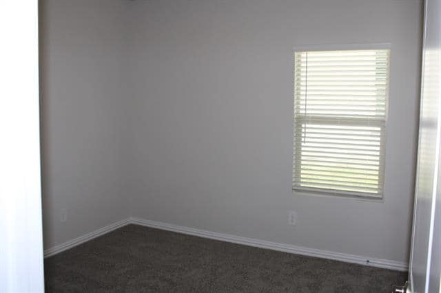 Building Photo - 505 Ezra Ln