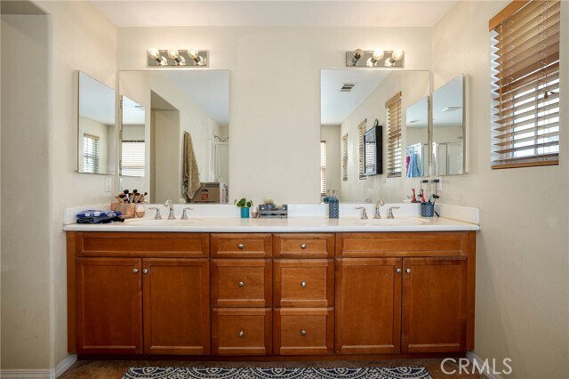 Building Photo - 31770 Paseo Bonito