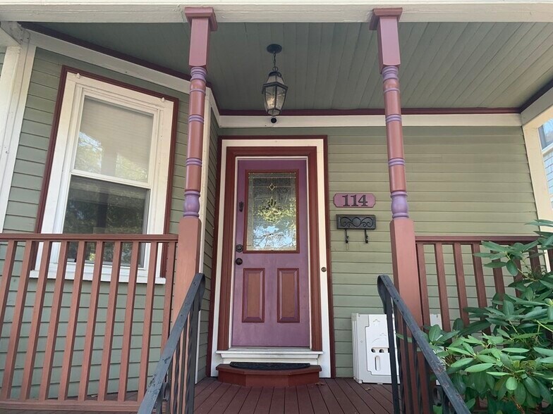 Building Photo - 14 Jaques St