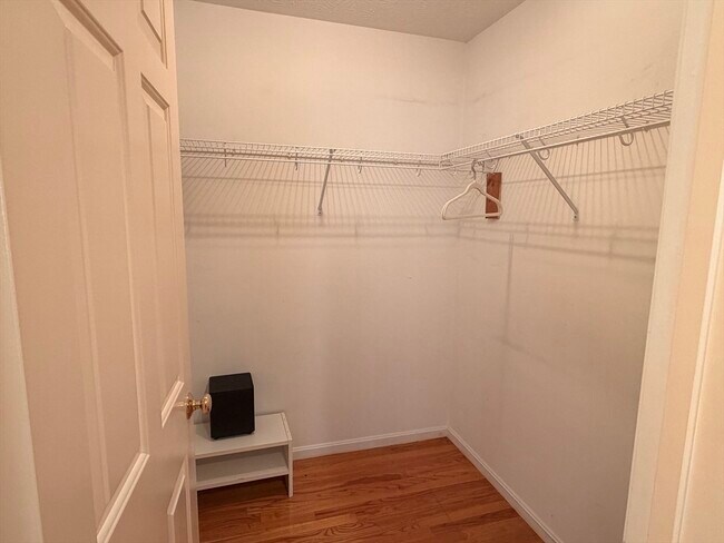 Building Photo - 7 Conant Rd