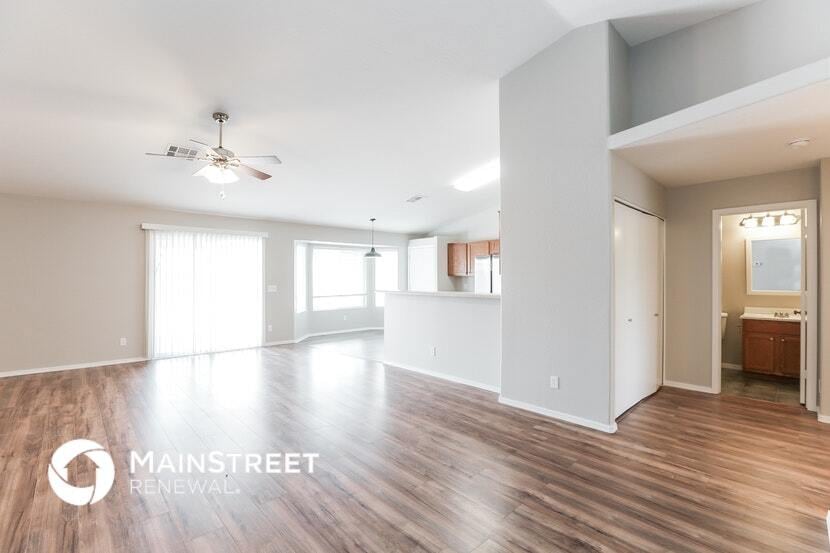 Building Photo - 422 N 110th St