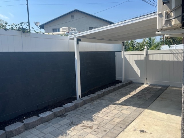 Building Photo - 13841 Sherwood St