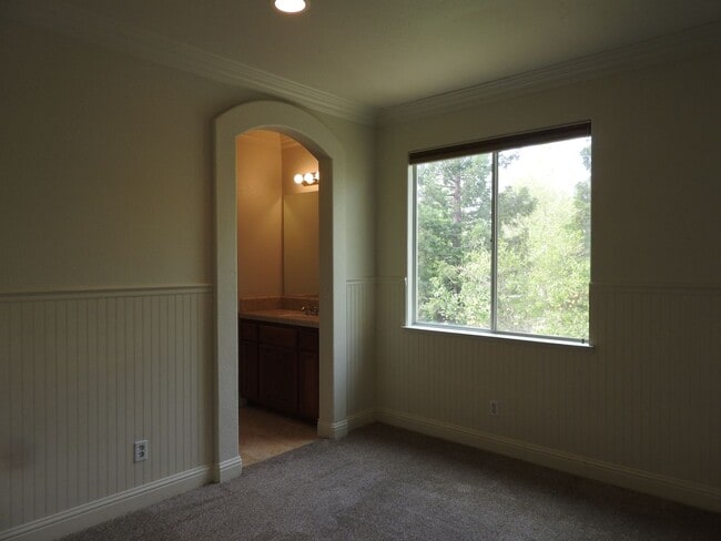 Building Photo - 300 Harvest Sky Ct