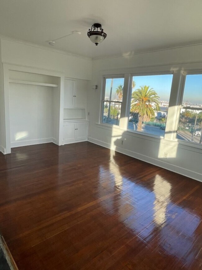 Interior Photo - Oceanview Apartments
