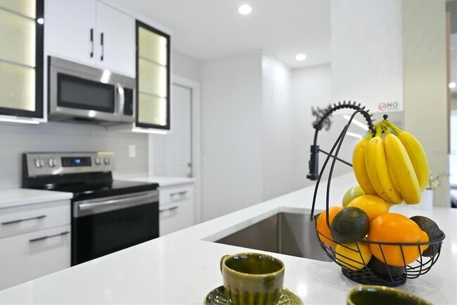 Building Photo - 2428 Whippoorwill Cir