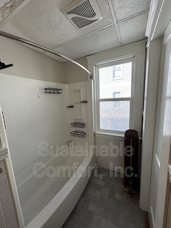 Building Photo - 44 Fairfax Rd