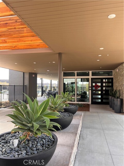 Building Photo - 16032 Sunny Ct