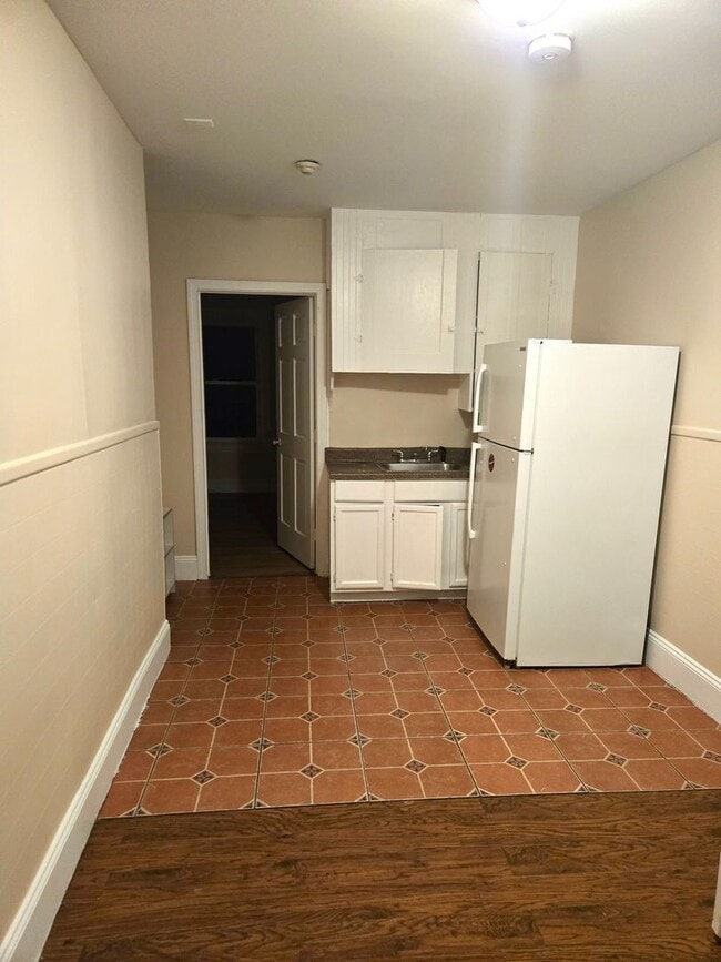 Primary Photo - 47 Montgomery St