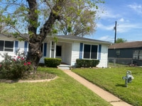 Building Photo - 1402 W Martin Luther King Jr St