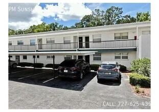 Building Photo - Charming 2-Bedroom Condo in Seminole