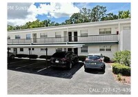 Building Photo - Charming 2-Bedroom Condo in Seminole