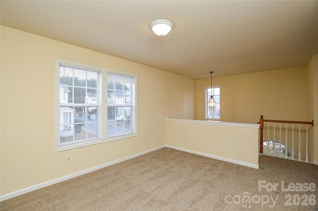Building Photo - 8415 Spirea Ct