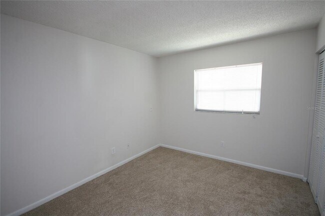 Building Photo - 17839 Sunrise Dr
