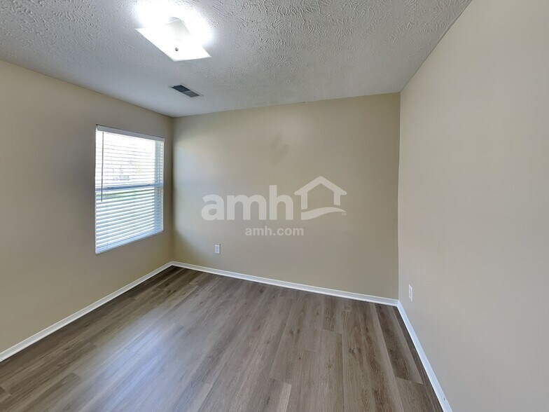 Building Photo - 5000 Hancock Cir