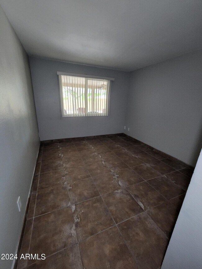 Building Photo - 8609 N 16th Ave