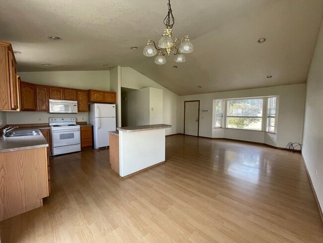 Building Photo - 105 Ben Williams Ln