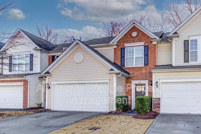 Building Photo - 408 Dyersville Dr