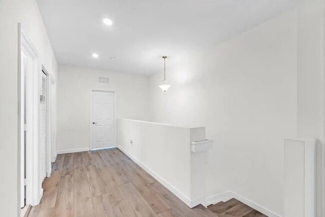 Building Photo - 24875 SW 117th Ct