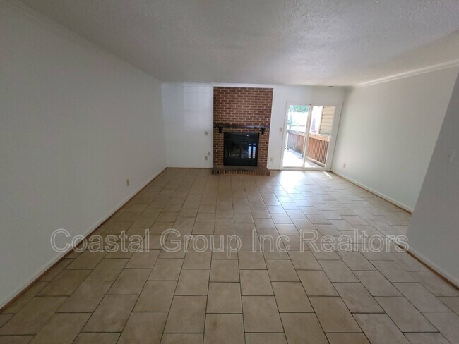 Building Photo - 921 Wildwood Square Ct