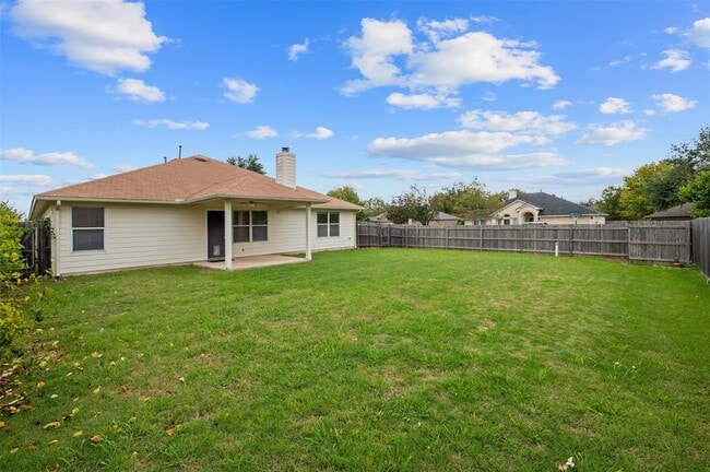 Building Photo - 1800 White Indigo Trail