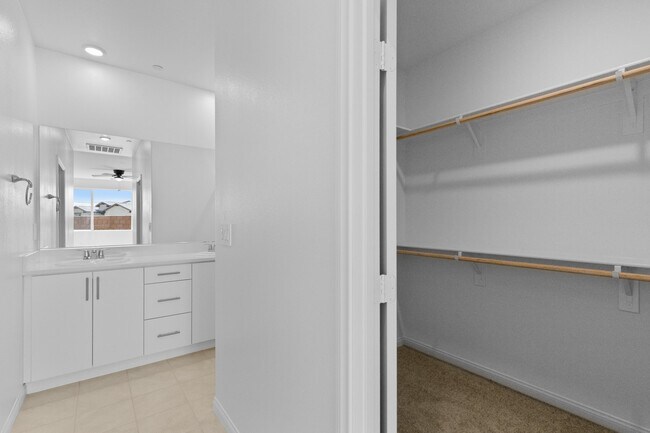 Building Photo - 79131 Sangria Ct