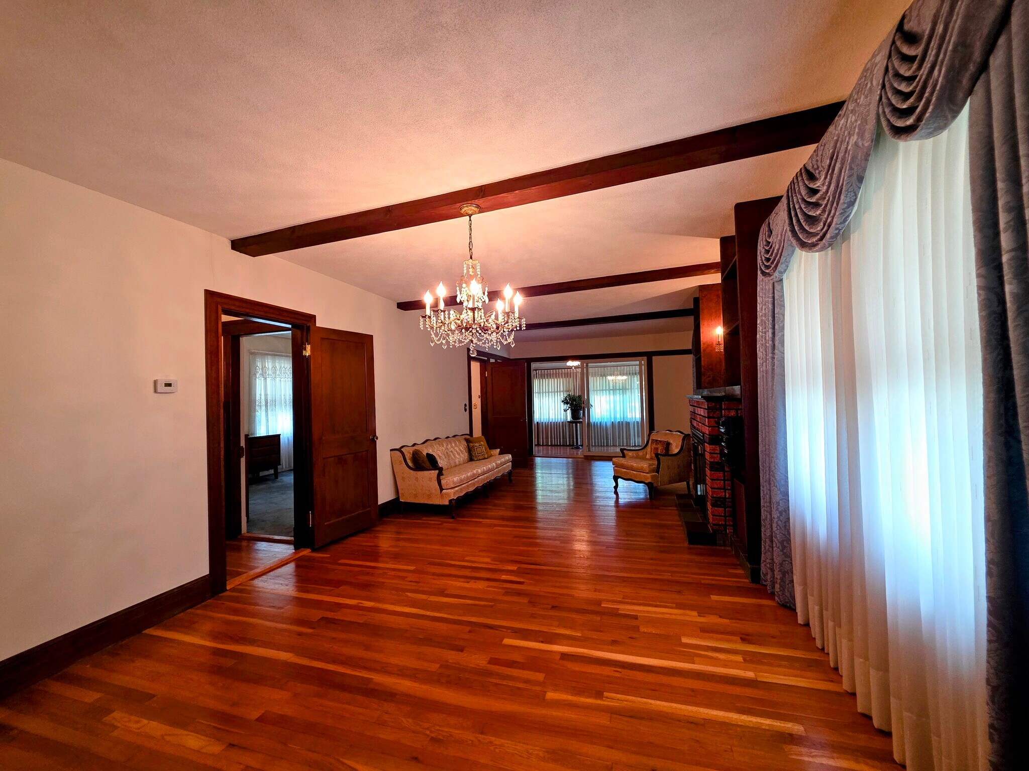 Building Photo - 97 White St