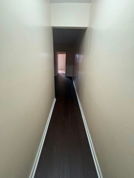 Building Photo - 256 Woodworth Ave
