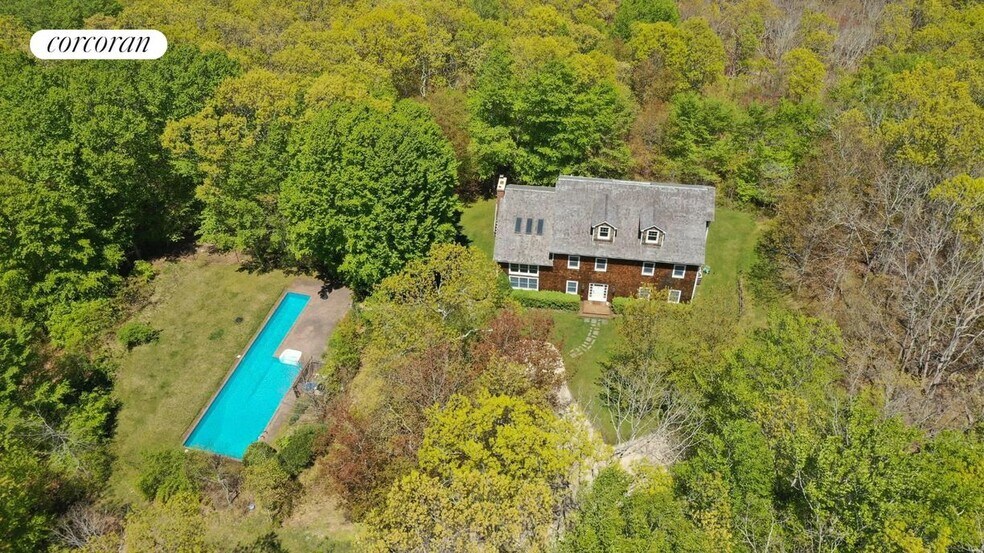 Building Photo - 25 Laurel Hill Ln