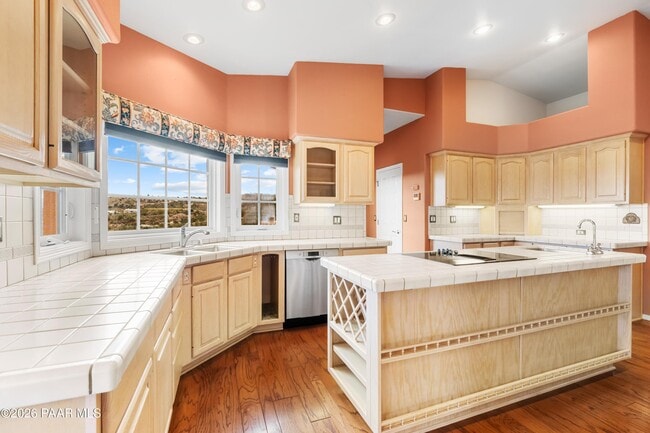 Building Photo - 2780 Whispering Way Cir