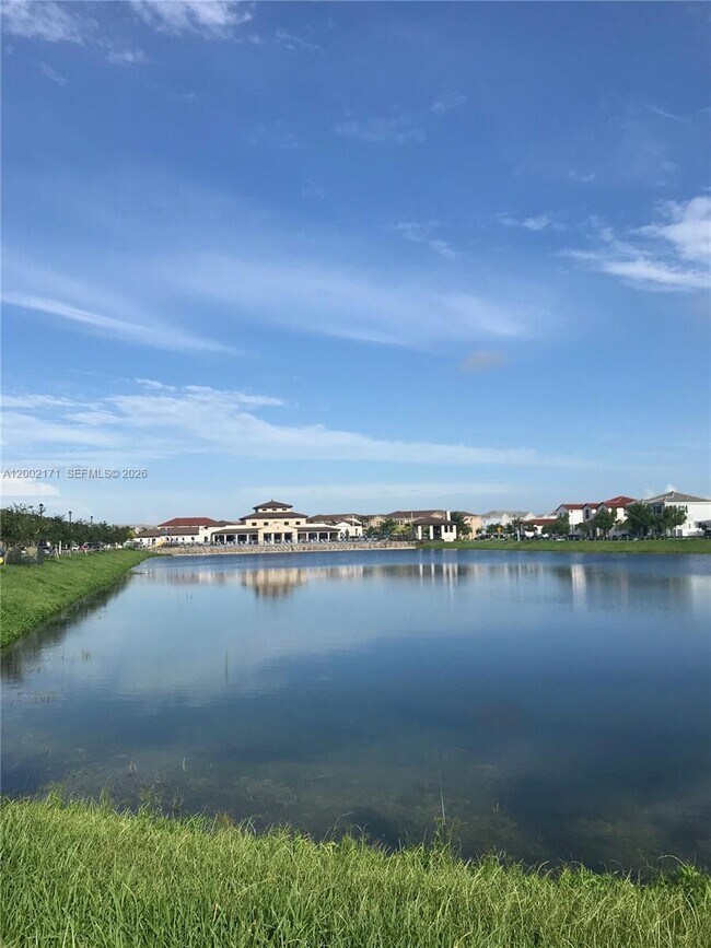 Building Photo - 9515 SW 171st Ct