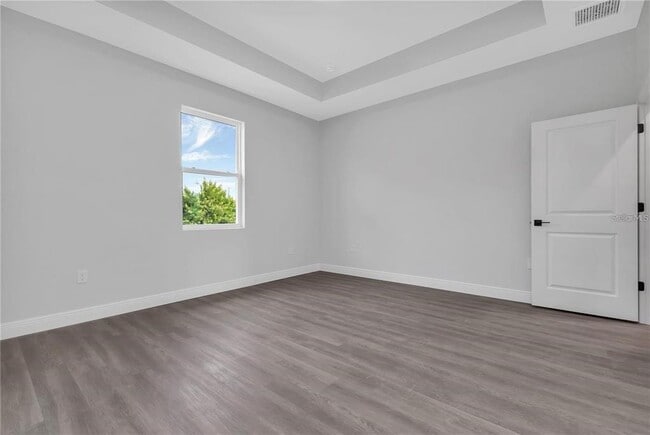 Building Photo - 13335 Holtville Ave