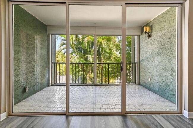 Building Photo - 4080 Tivoli Ct