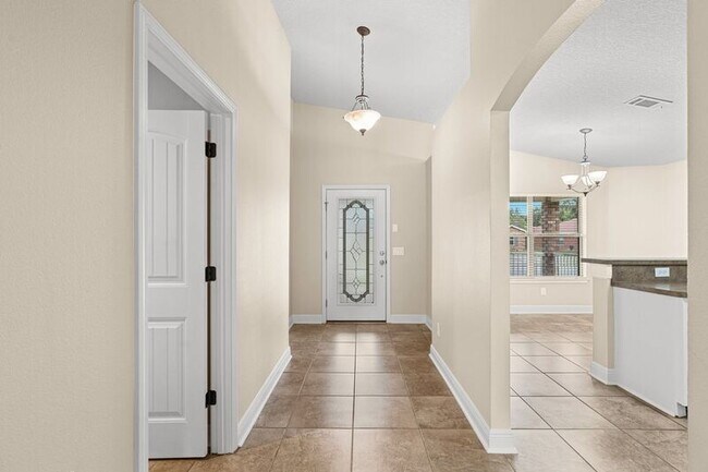 Building Photo - 4845 Makenna Cir