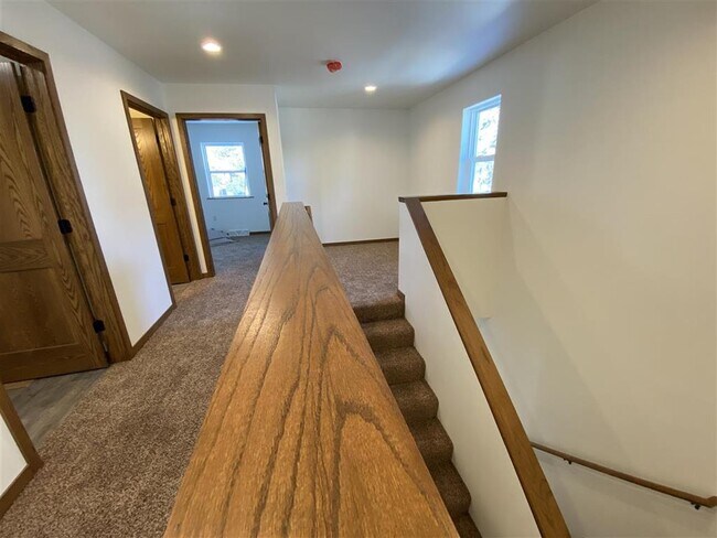 Building Photo - 2303 Main St