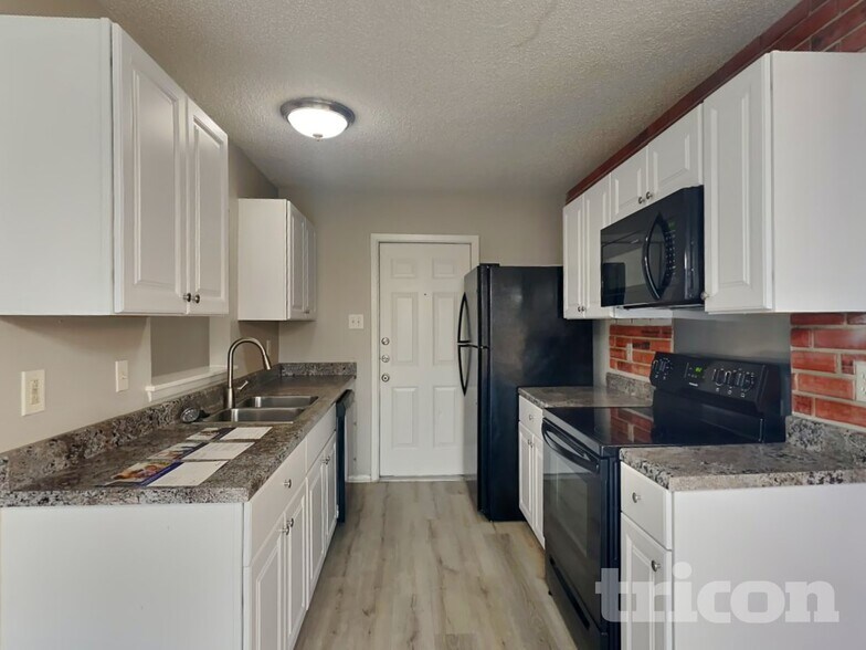 Building Photo - 5223 Tom Stafford Dr