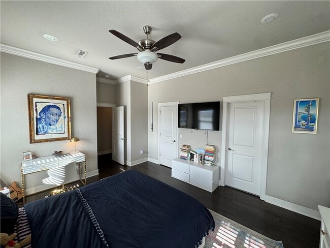 Building Photo - 1695 Nettleship St