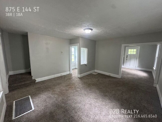 Building Photo - 875 E 144th St