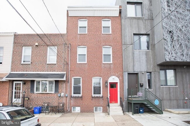 Primary Photo - 2322 Memphis St