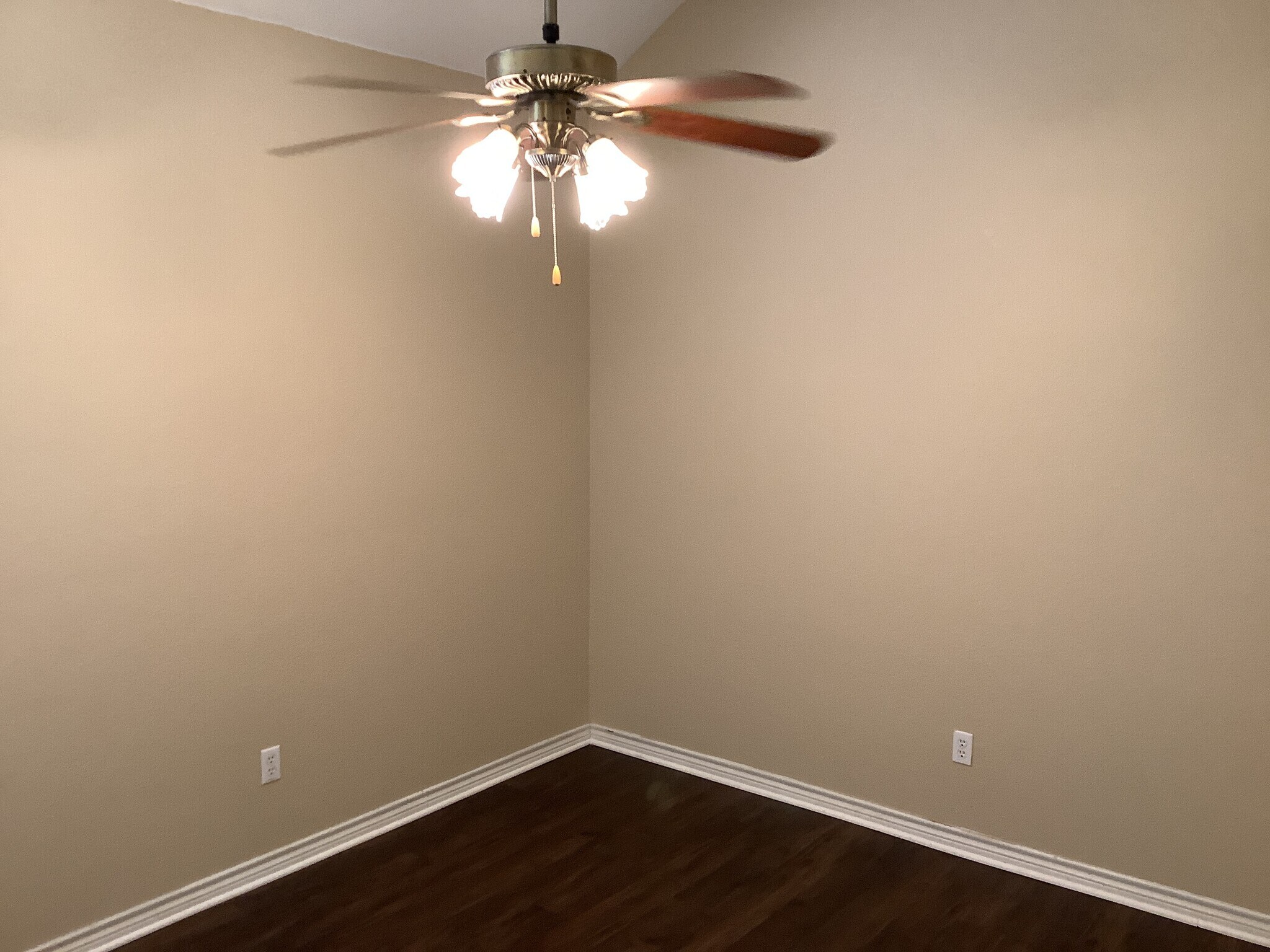 Building Photo - 1506 Melanie Trl