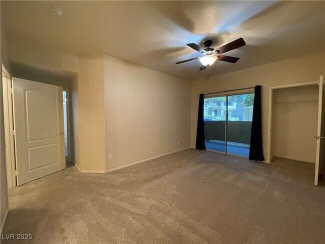 Building Photo - 9901 Trailwood Dr