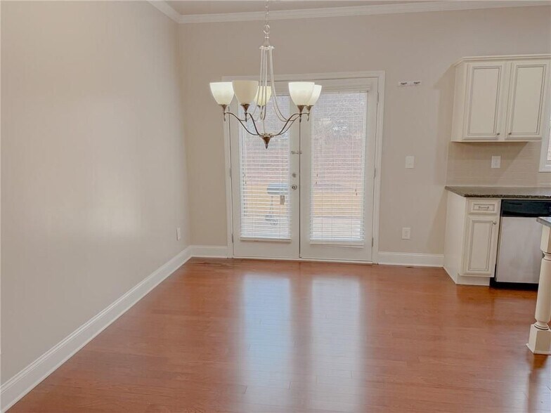 Building Photo - 786 Garbrooke Dr