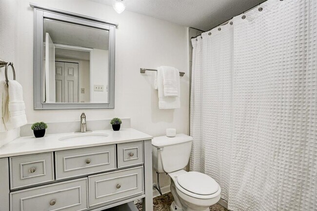 Building Photo - 24115 Anchor Ranch Dr