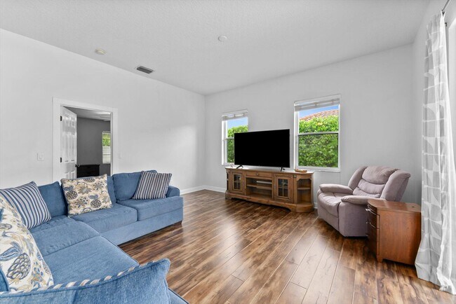 Building Photo - 1874 New Haven Ave