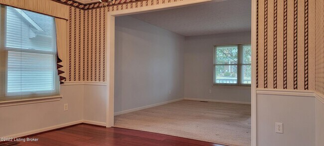 Building Photo - 13606 Saddlecreek Dr