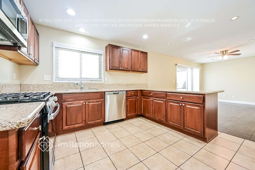 Building Photo - 19200 Midtown Ave