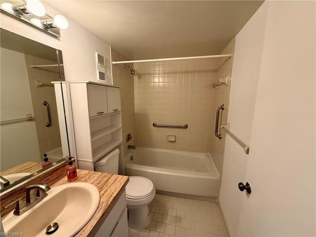 Building Photo - 1516 Mainsail Dr