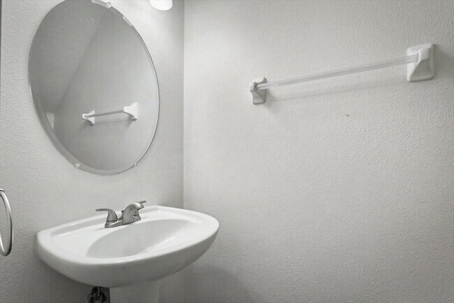 Building Photo - 7493 Devondale Way